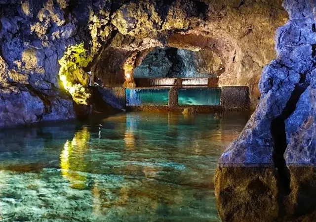 Grottes et centre du volcanisme de São Vicente