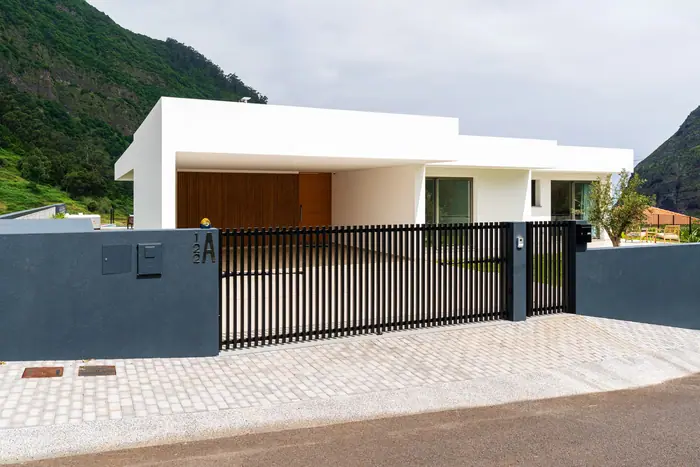 Portão da moradia